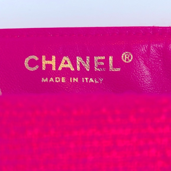 NWT CHANEL π¦πRARE Hot Pink East West Rectangular Tweed Boucle Flap Matte Gold HW - Picture 12 of 16